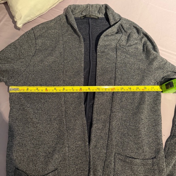 Zara Man Cardigan - Picture 6 of 8